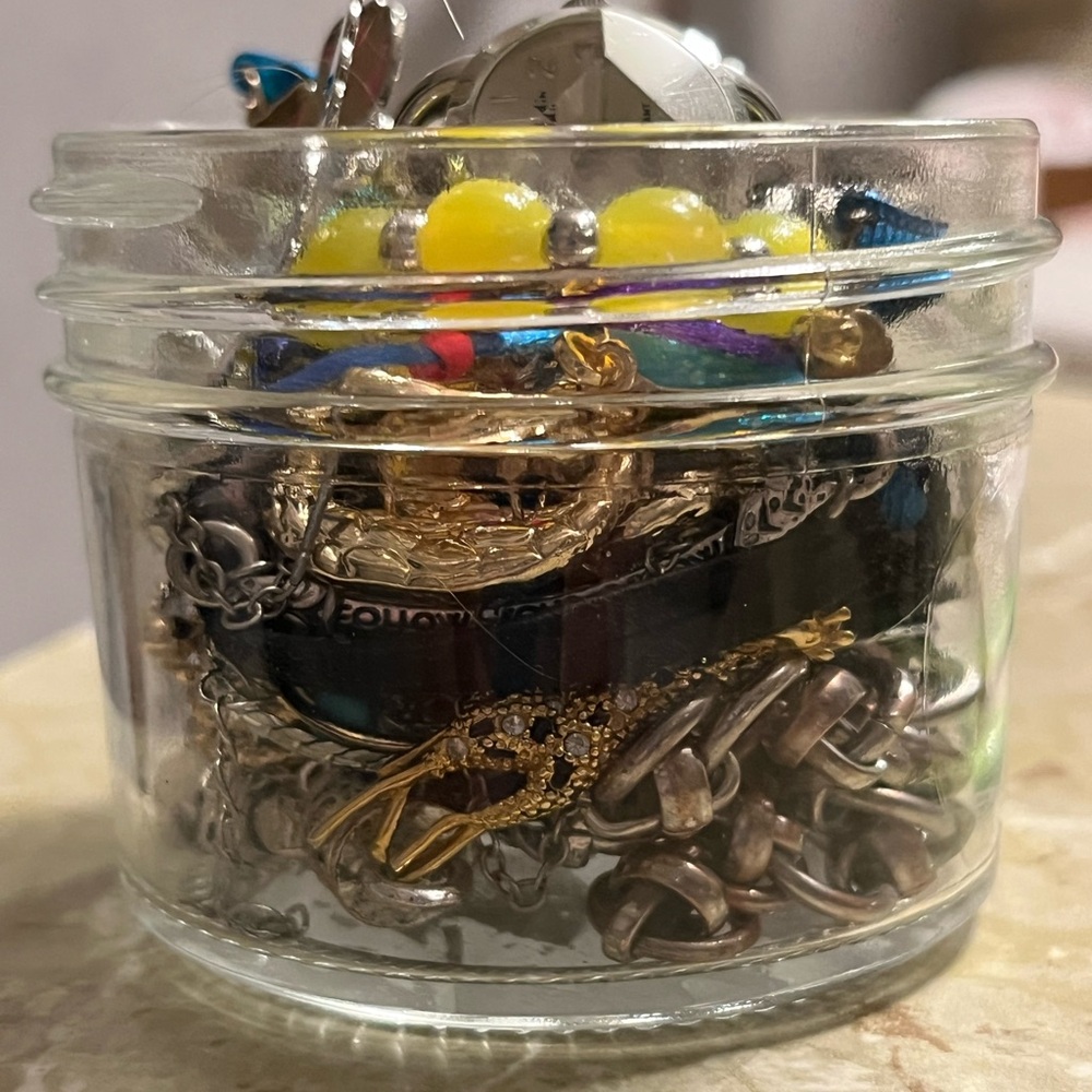 Jewelry jar